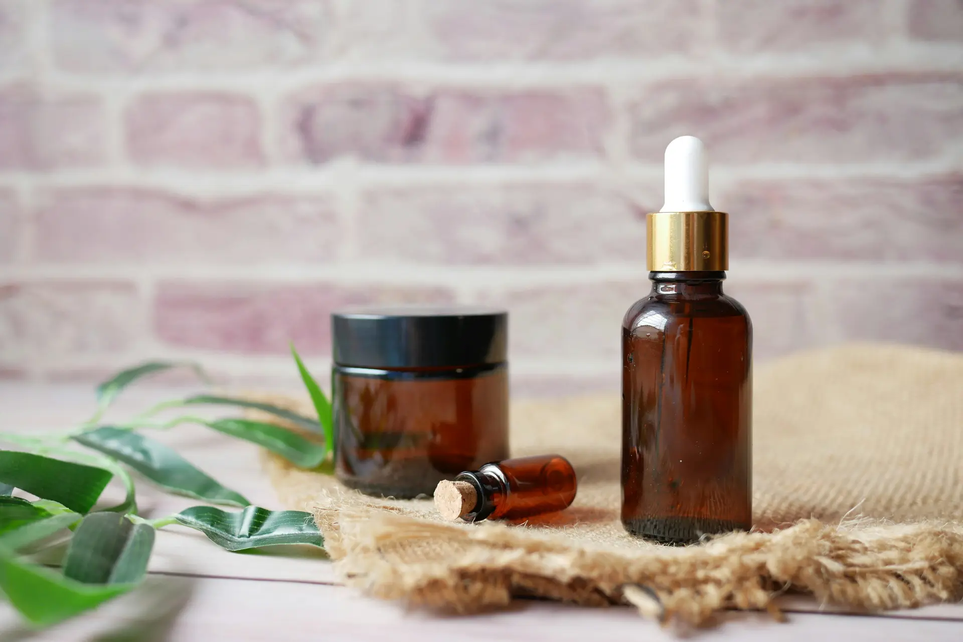 Naturheilkundliche Tinkturen und Heilpflanzen